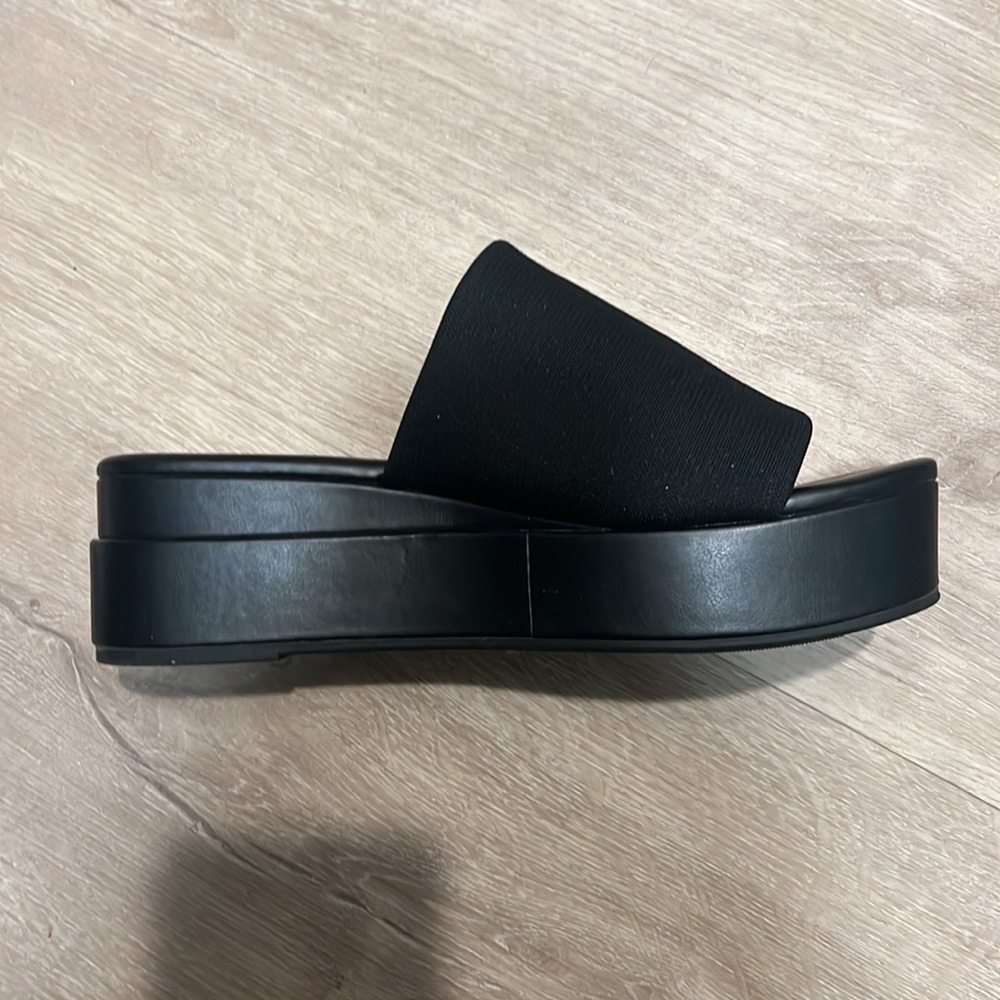 Steve Madden block wedge